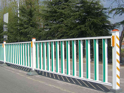 城市交通护栏图片4