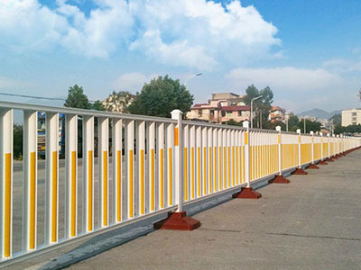 武冈市道路护栏-20公里