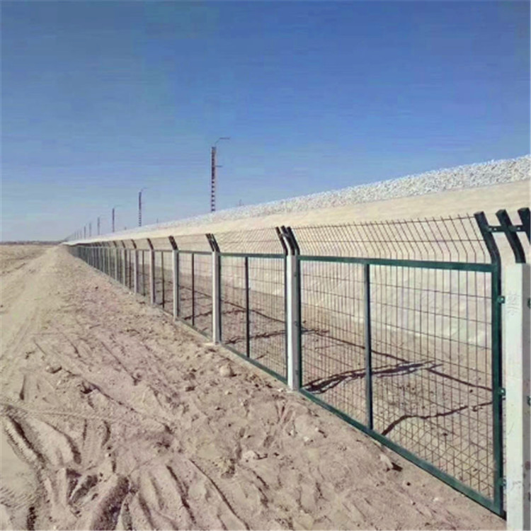 铁路护栏网图片4