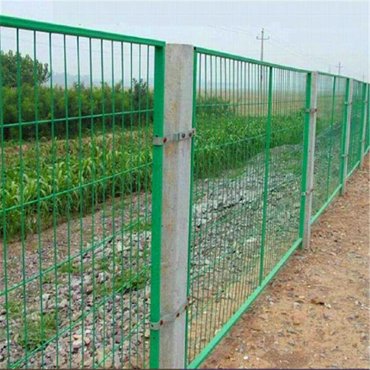 铁路护栏网图片5